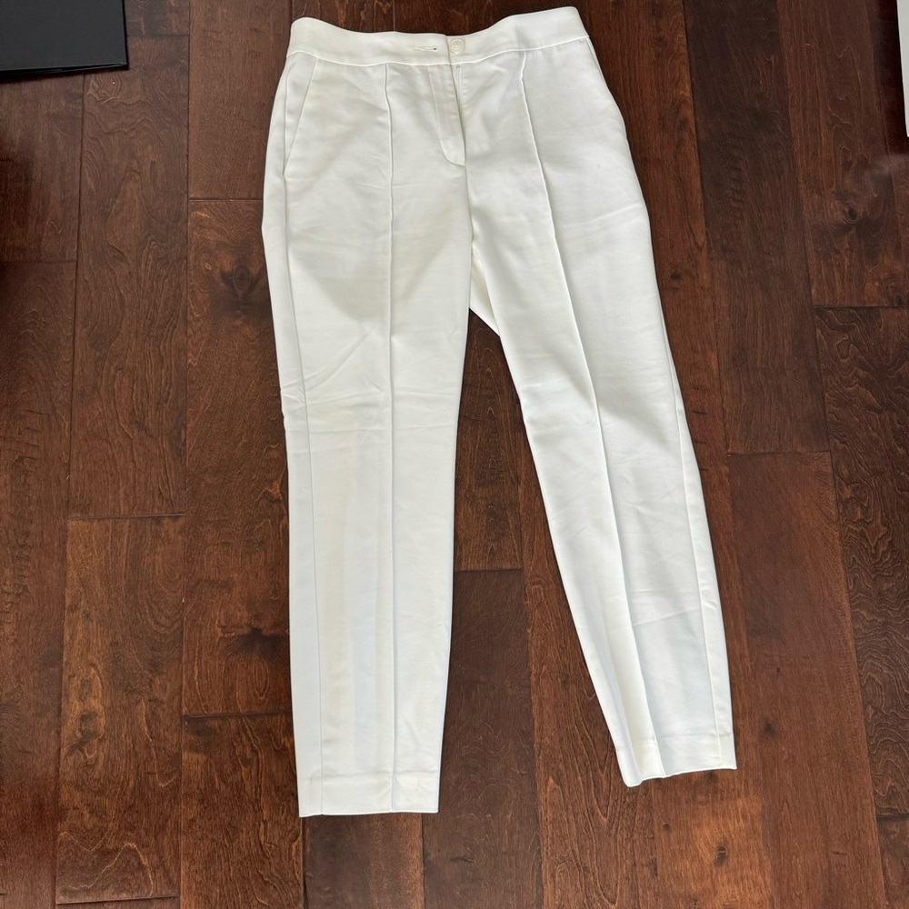 NWOT Express stretch High Rise Women’s White Ankle Pant- Size 6 Regular